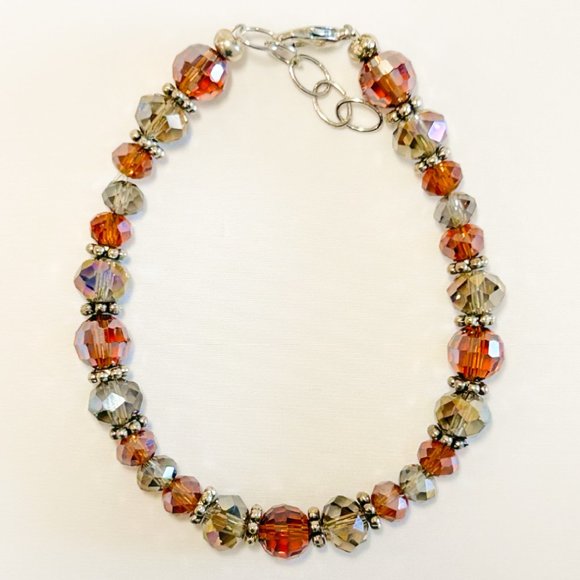 Dark Honey Amber & Grey Lustre Bead Bracelet - Picture 2 of 3